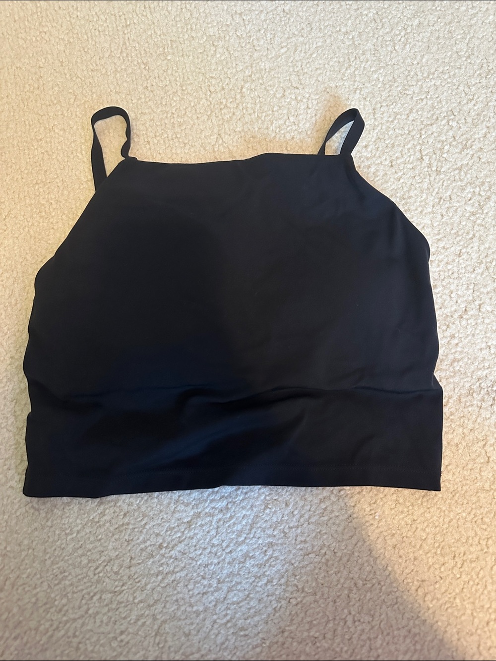 High neck sports bra